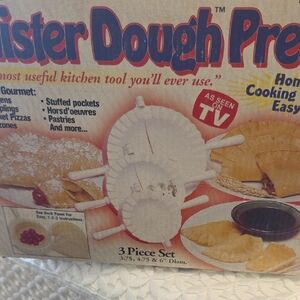 3-Piece White Pastry Press Set